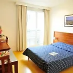 Hotel apartamentowy Residhotel Grenette 3*