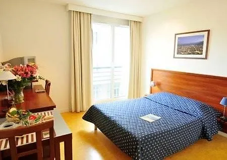 Appart hôtel Residhotel Grenette 3*