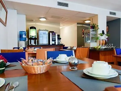 Residhotel Grenette Lägenhetshotell 3*