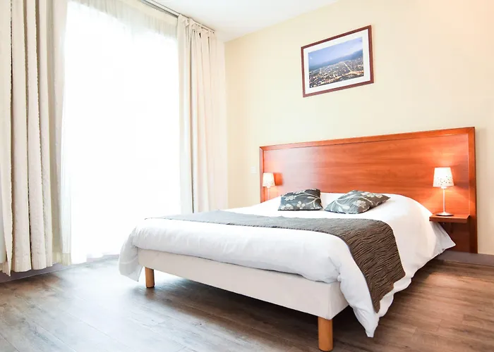 Ξενοδοχείο με διαμερίσματα Residhotel Grenette Γκρενόμπλ