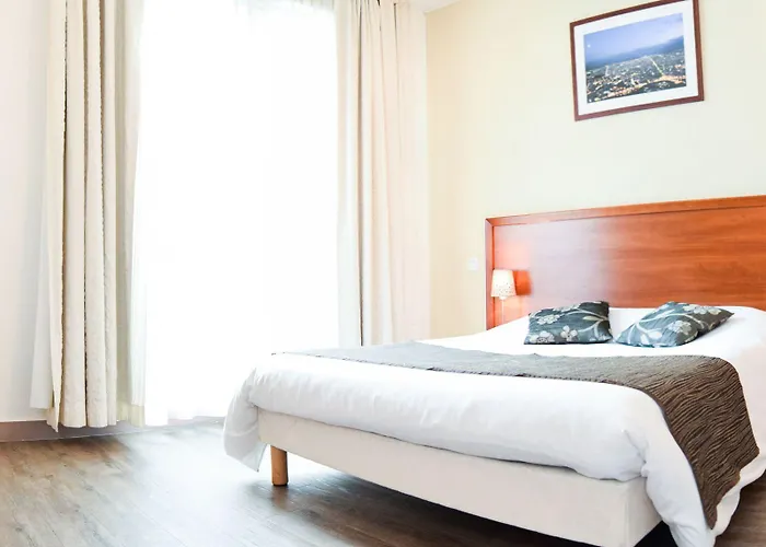 Ξενοδοχείο με διαμερίσματα Residhotel Grenette 3*