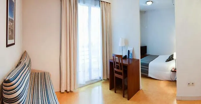 Residhotel Grenette Ξενοδοχείο με διαμερίσματα 3*
