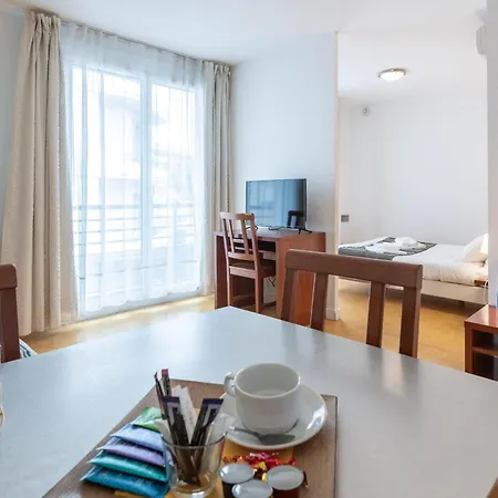 Residhotel Grenette شقة فندقية